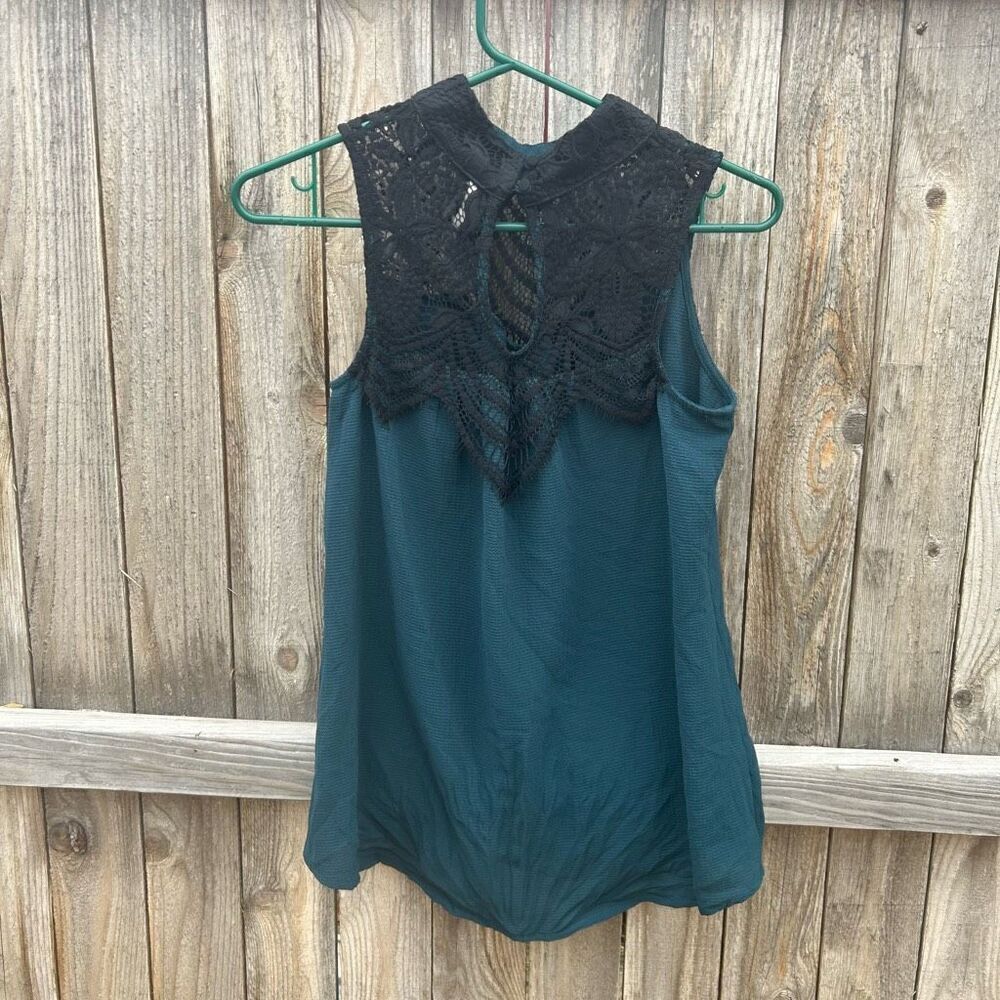 Vanity high neck sleeveless blouse size medium